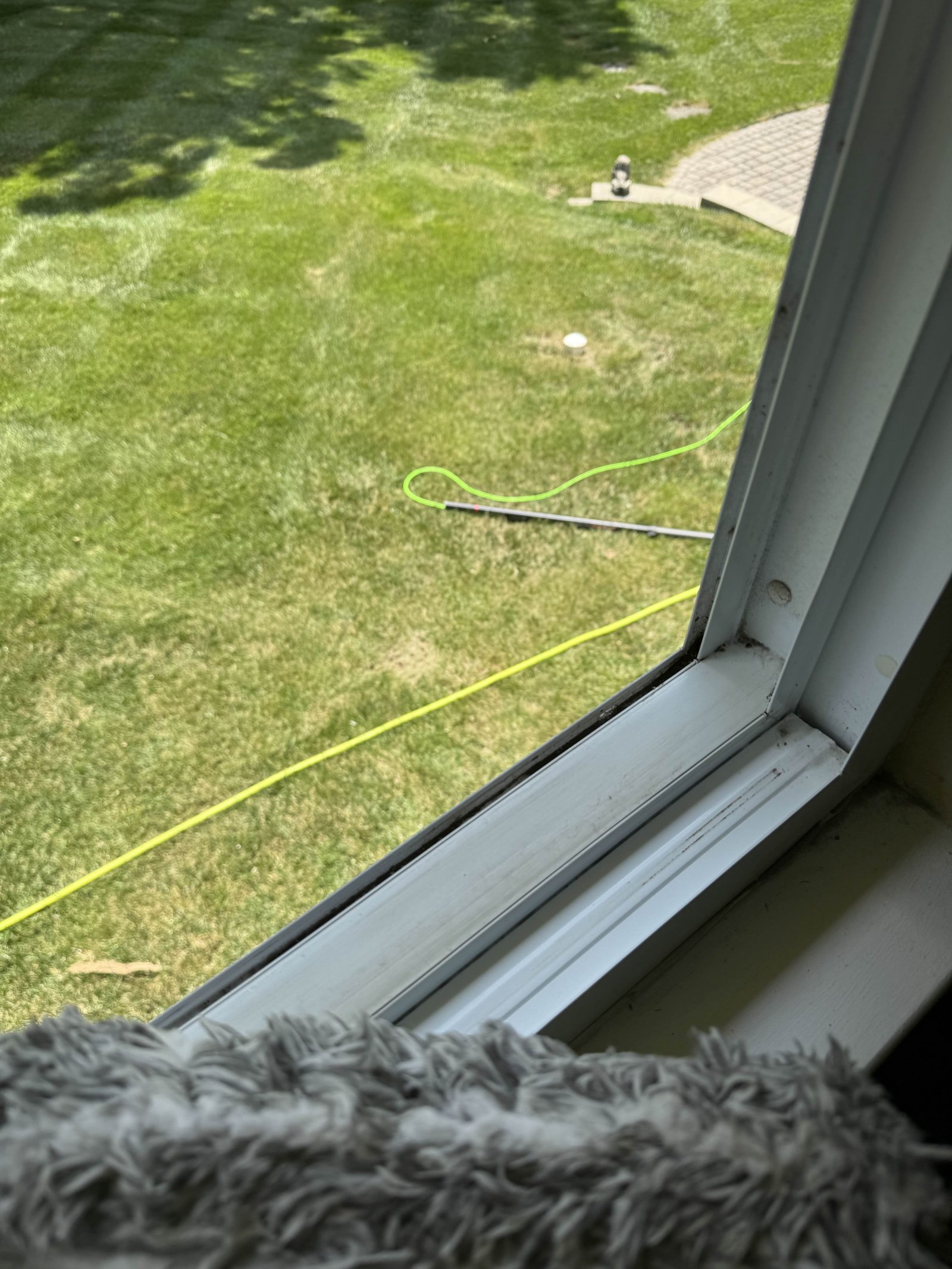 Exterior window cleaning result